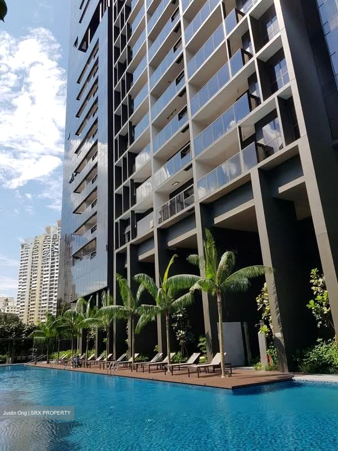 Commonwealth Towers (D3), Condominium #558060231